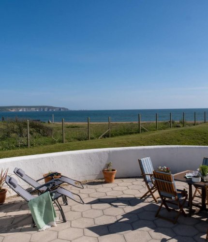 New Forest Escapes - Getaways Beside the Seaside